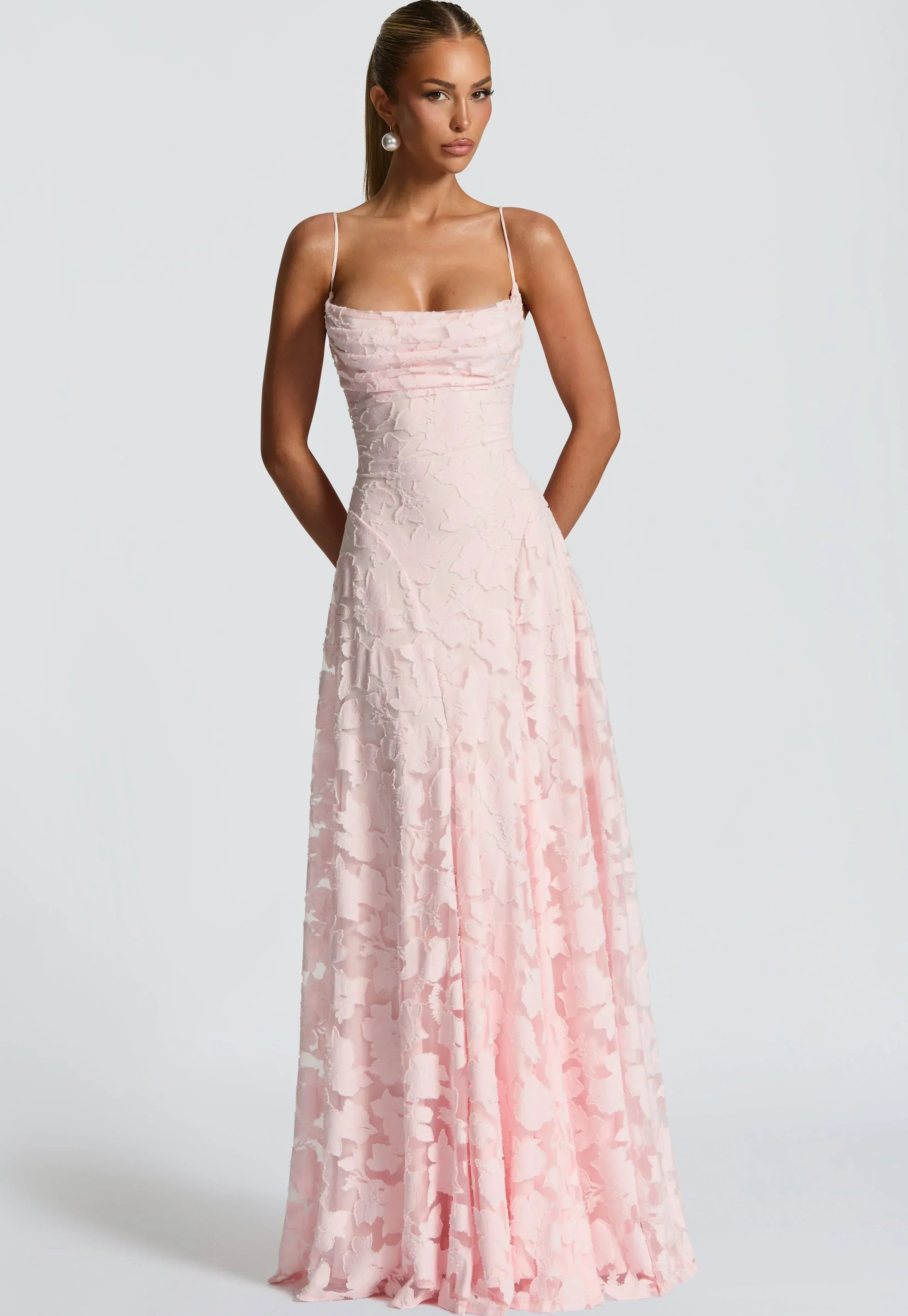 Clara - Elegancka Maxi Sukienka