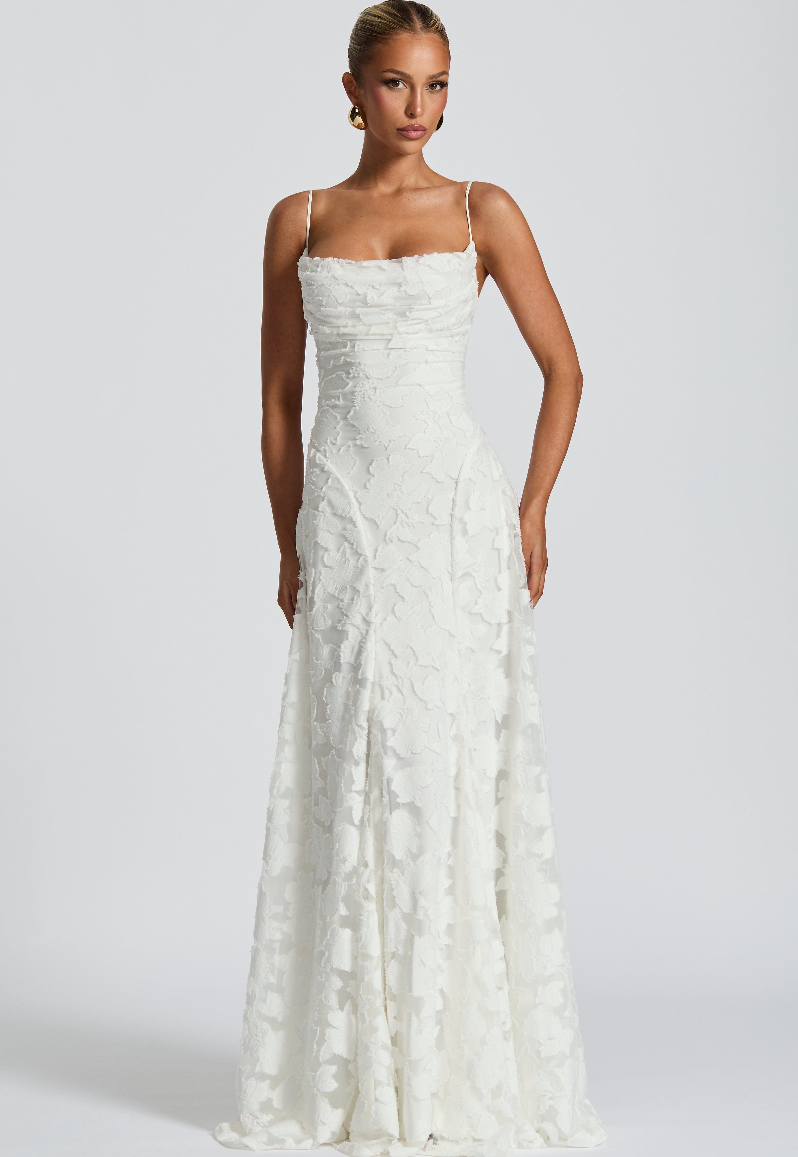 Clara - Elegancka Maxi Sukienka