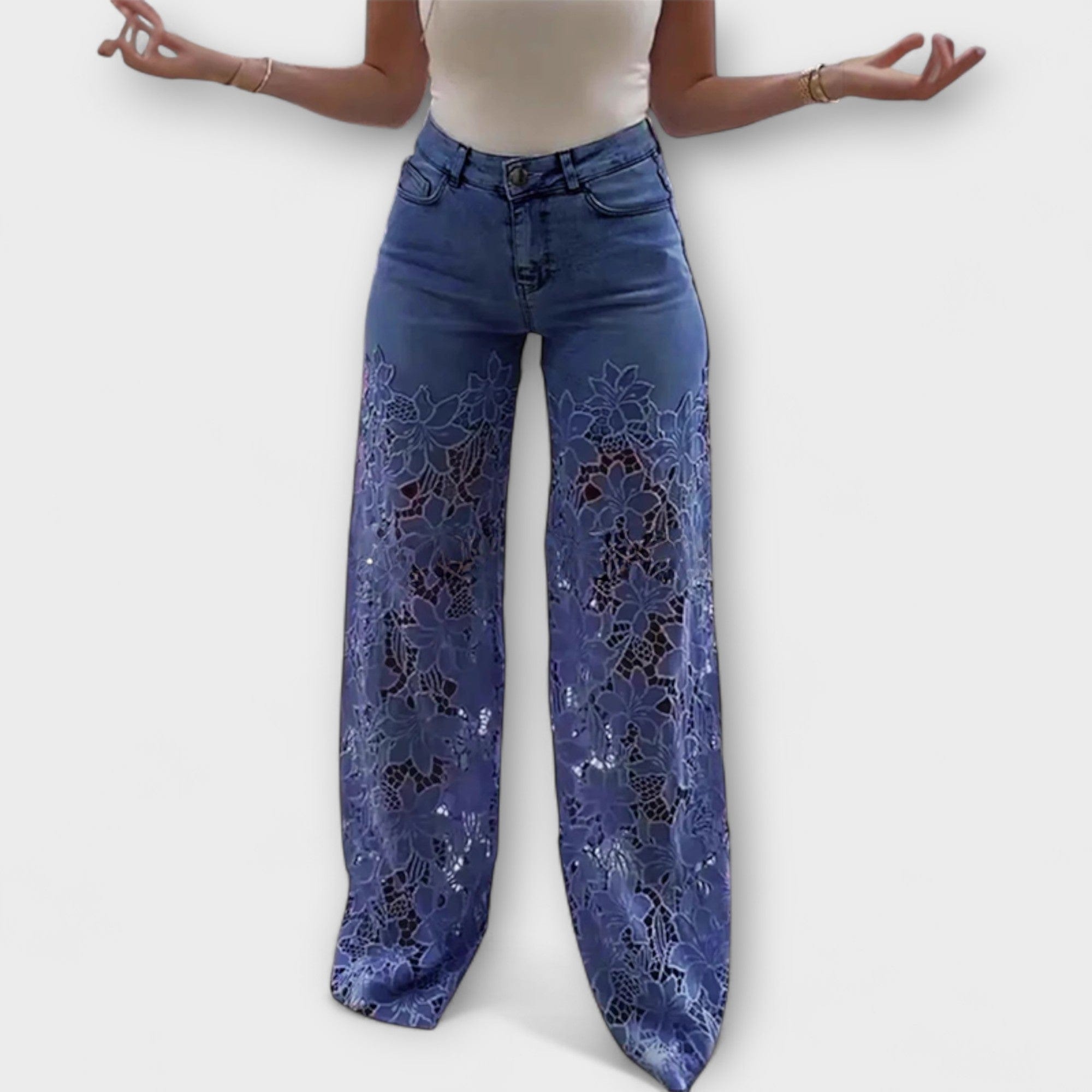 Jeansy Trendy w Koronkowym Patchworku
